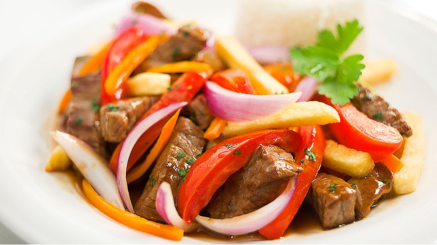 Lomo saltado